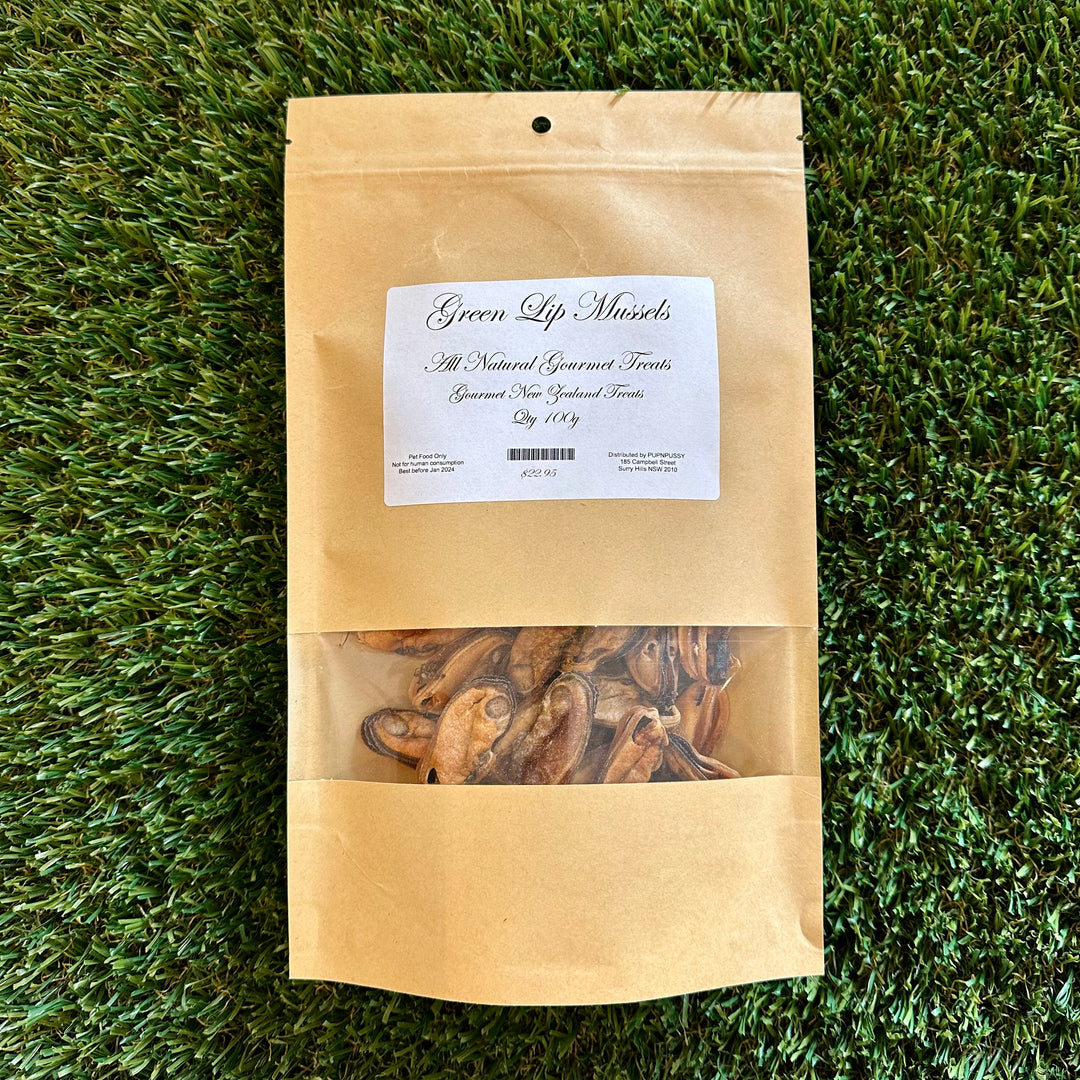 All-natural New Zealand green lip mussel dog treats from PupNpussy, slow-dried in Australia and rich in Omega-3 for joint support, healthy coat, and sustainable nutrition